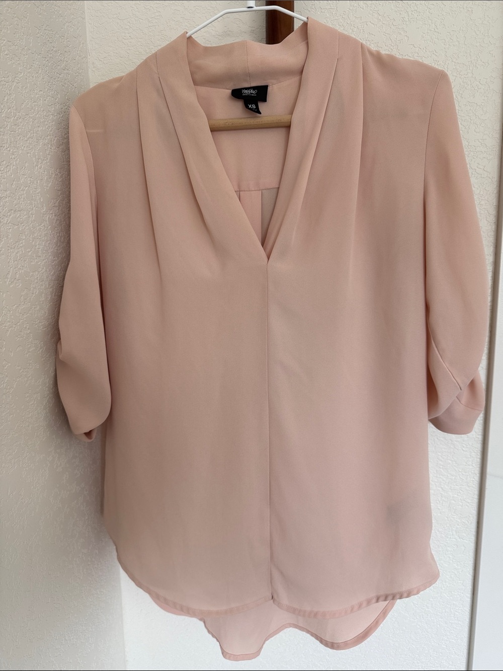 Mossimo Light Pink V-Neck Blouse - XS